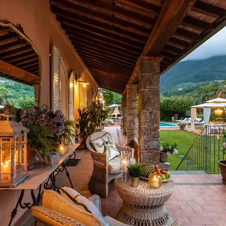 In Capannori With Grand Patio