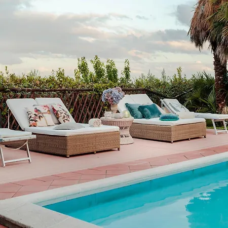 Villa In Capannori With Grand Patio