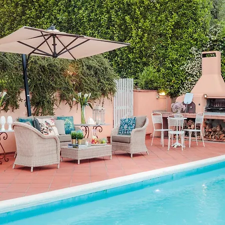 Villa In Capannori With Grand Patio *