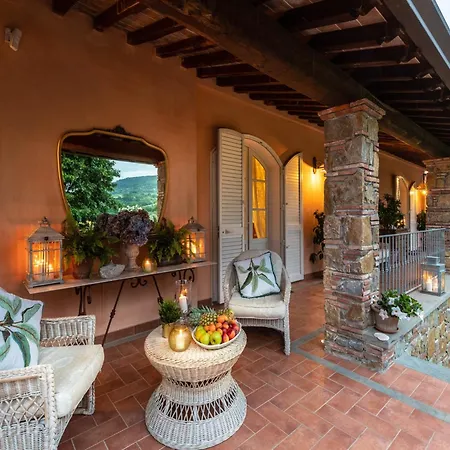 In Capannori With Grand Patio